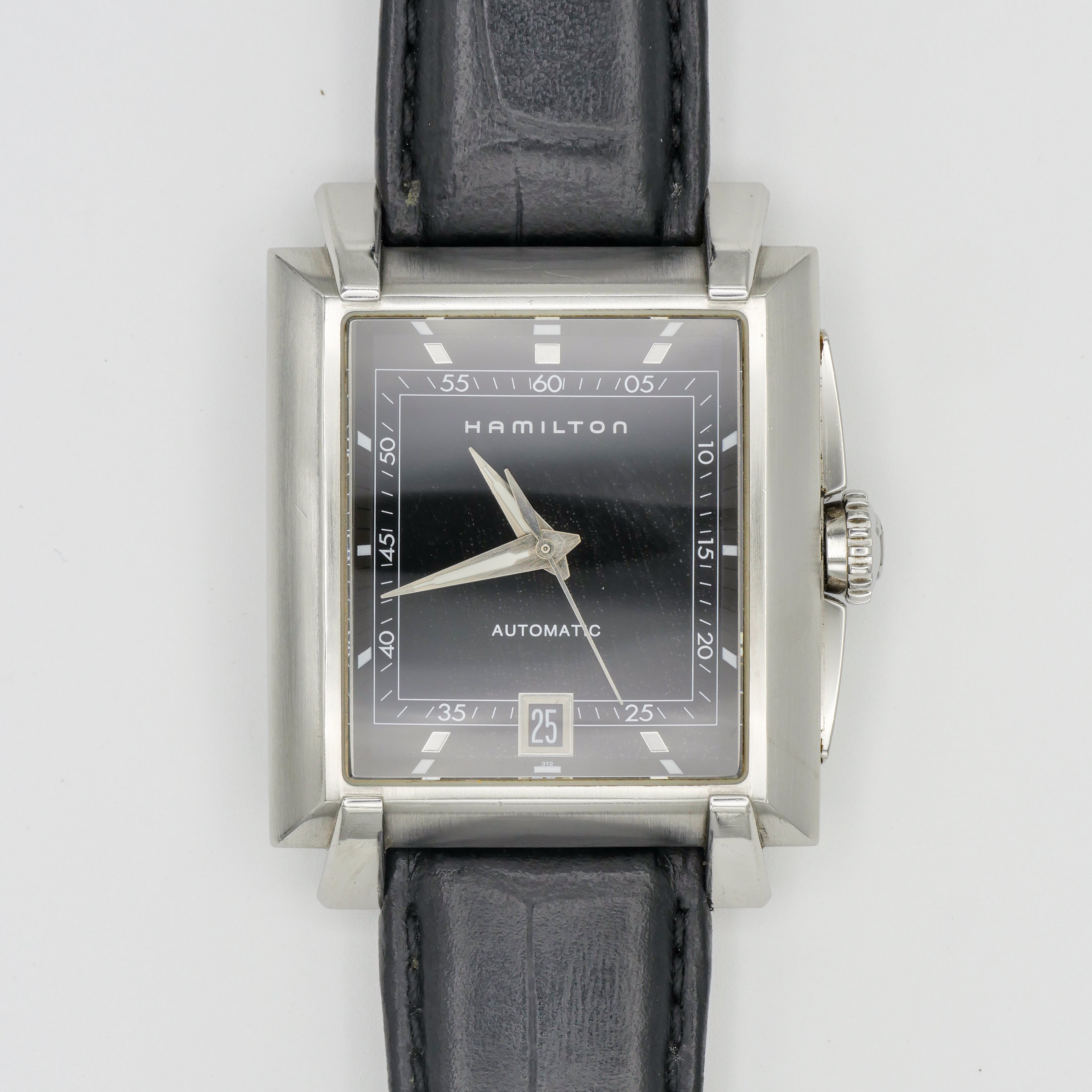 HAMILTON TRENT AUTOMATIC REF. H304150 – Zeit Vintage Watch