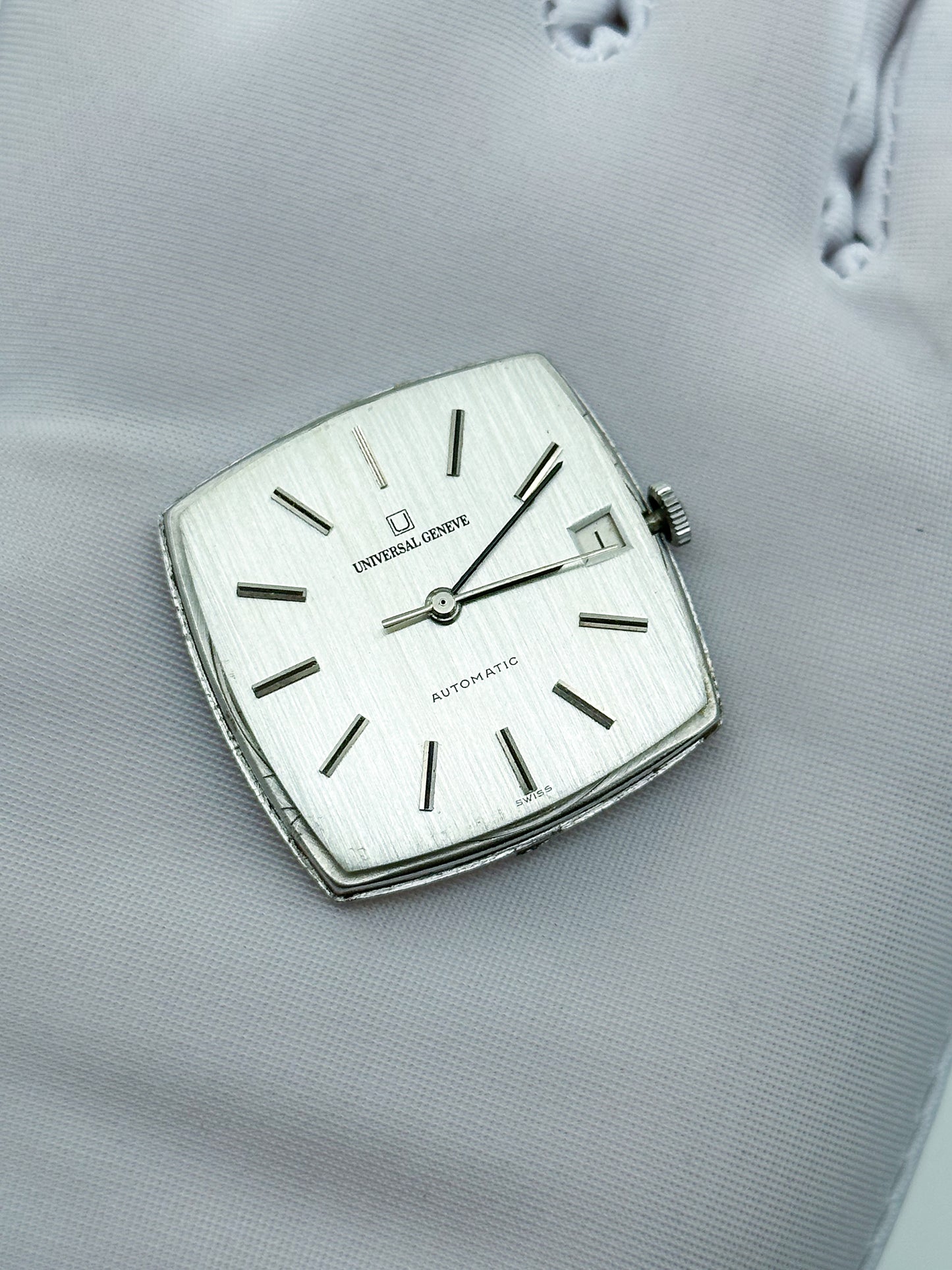 UNIVERSAL GENÈVE AUTOMATIC REF. 869117