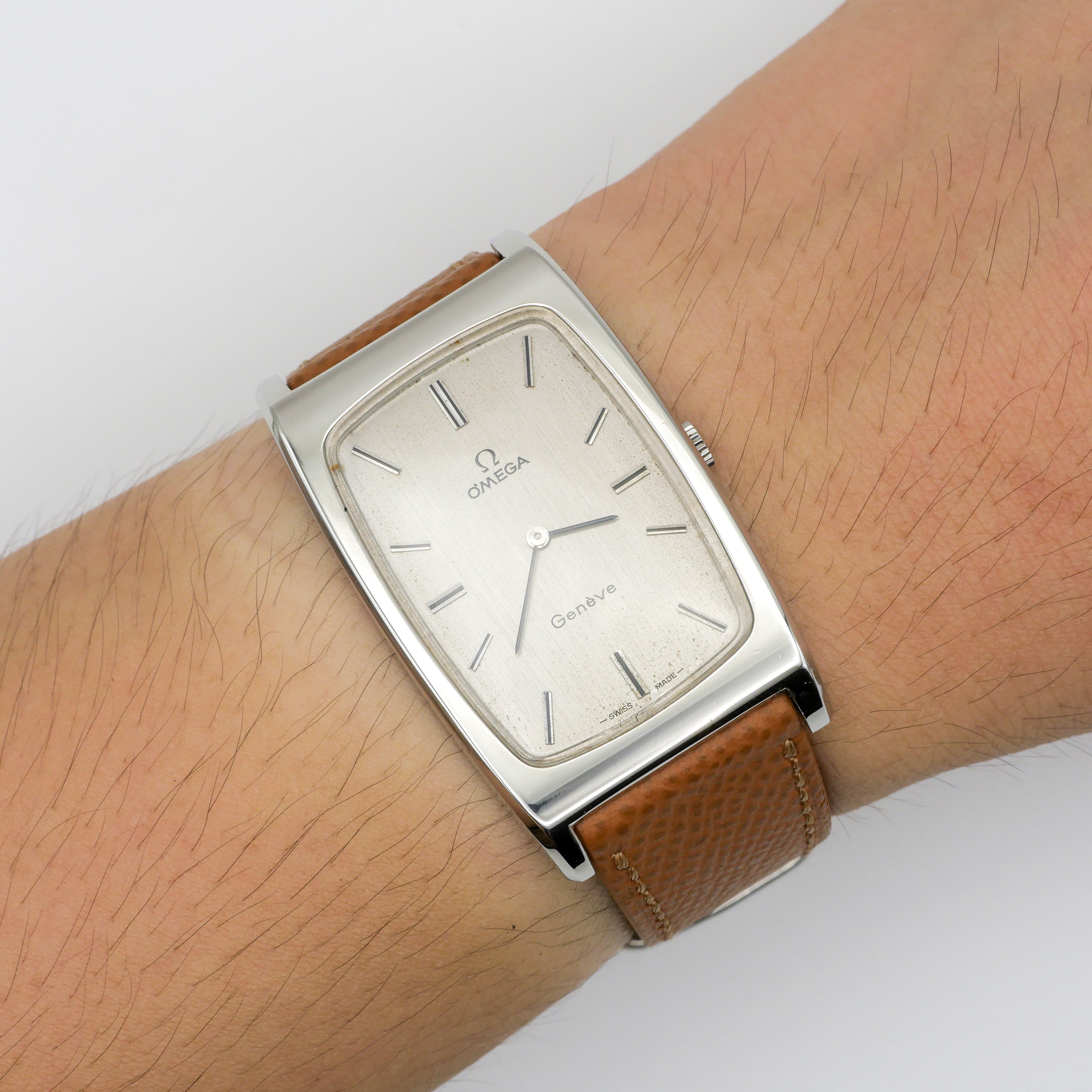 OMEGA GENÈVE REF. 111.0110 – Zeit Vintage Watch