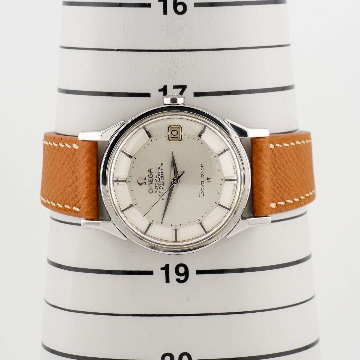 OMEGA CONSTELLATION CHRONOMETER AUTOMATIC "PIE-PAN" REF. 14902-62-SC