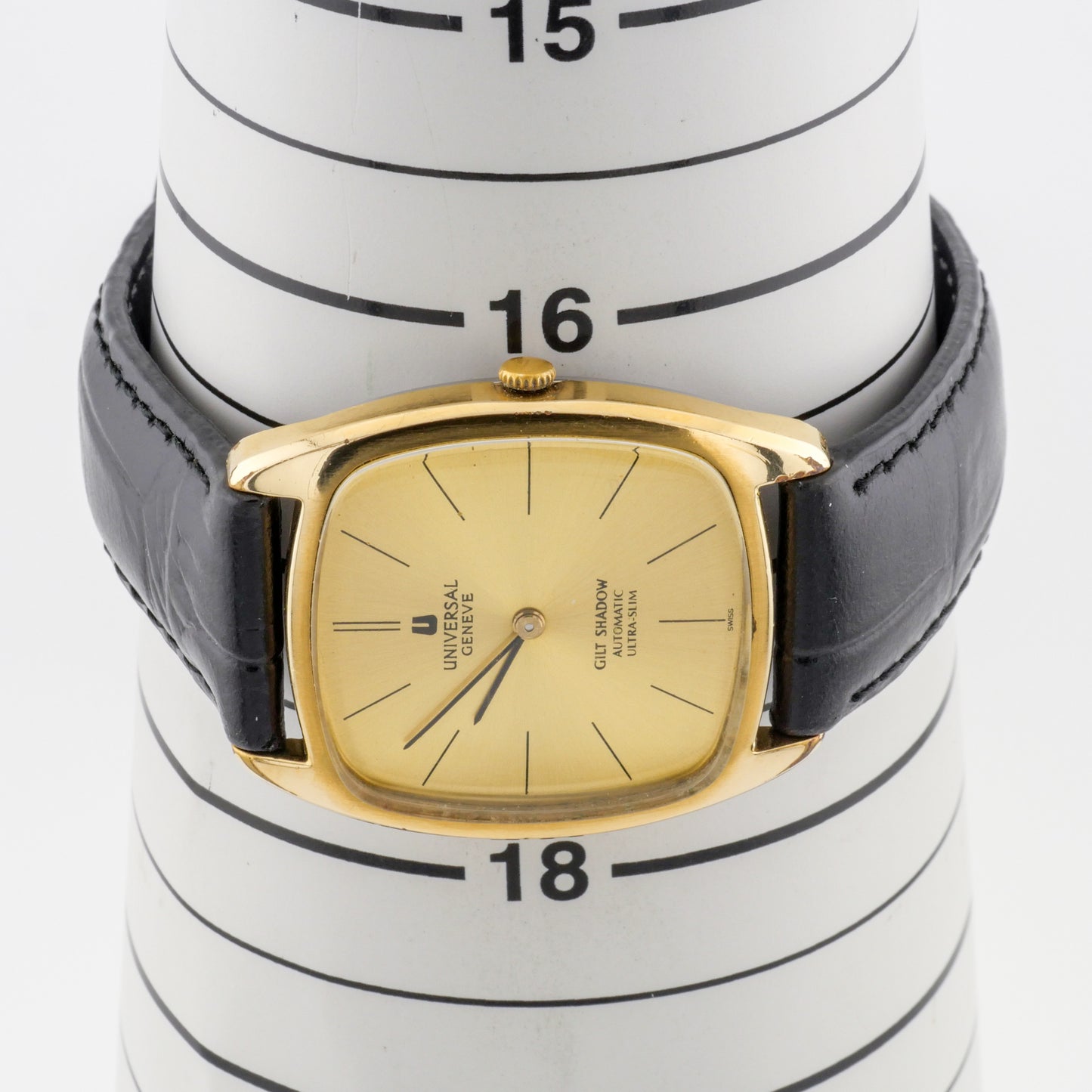 UNIVERSAL GENÈVE GILT SHADOW AUTOMATIC ULTRA-SLIM REF. 566105