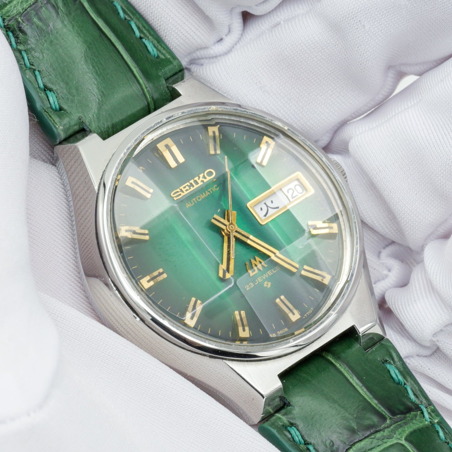 SEIKO LORD MATIC LM FACETED CRYSTAL GREEN DIAL AUTOMATIC REF. 5606-7350