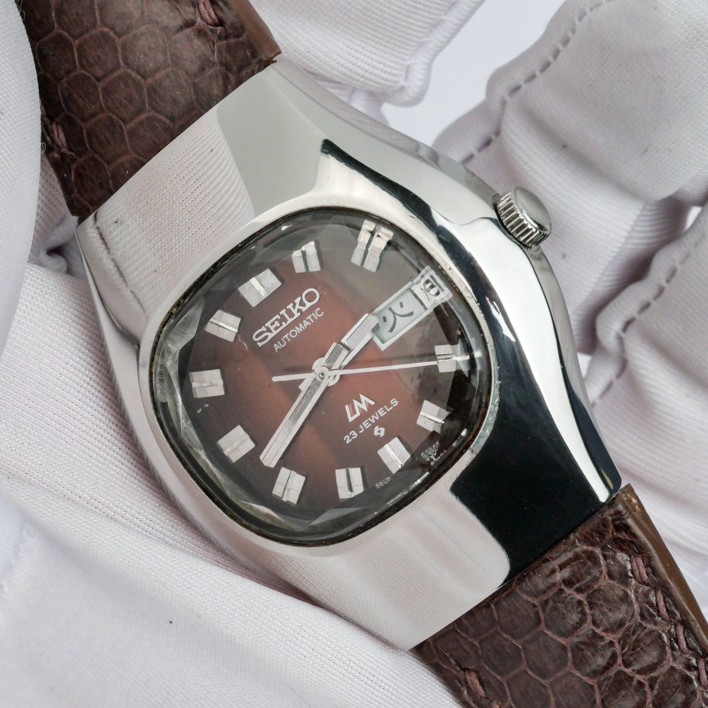 SEIKO LORD MATIC LM AUTOMATIC DAY-DATE FACETED CRYSTAL REF. 5606-5170