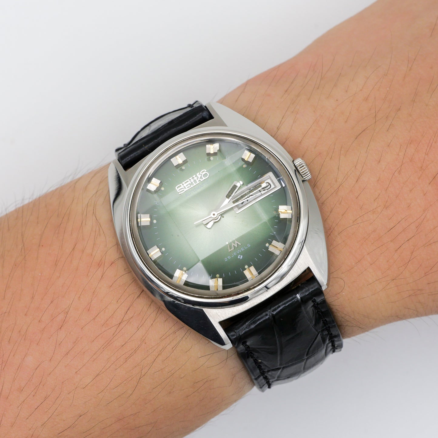 SEIKO LORD MATIC LM 23 JEWELS AUTOMATIC FACETED CRYSTAL REF. 5606-7230