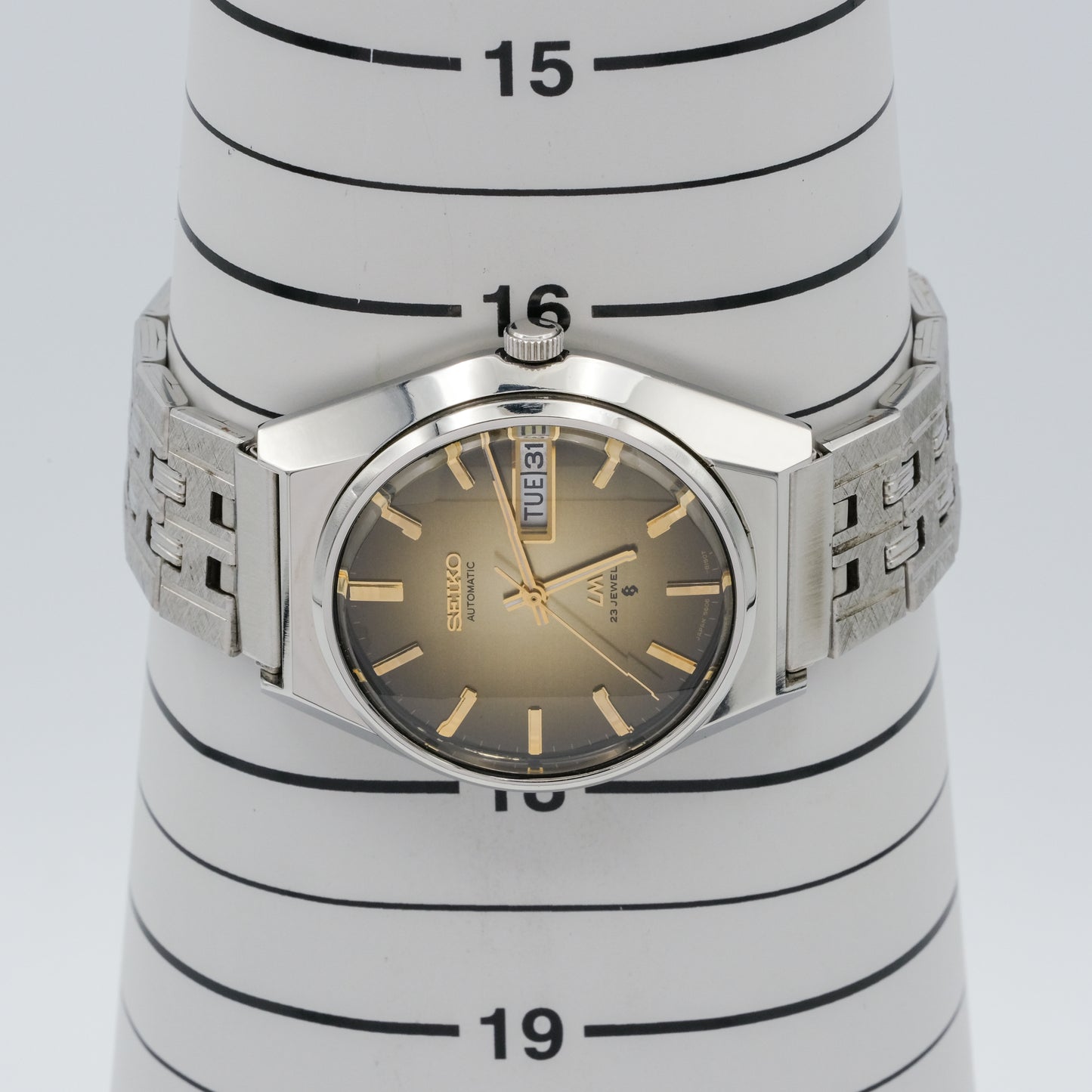 SEIKO LORD MATIC LM 23 JEWELS AUTOMATIC REF. 5606-8110