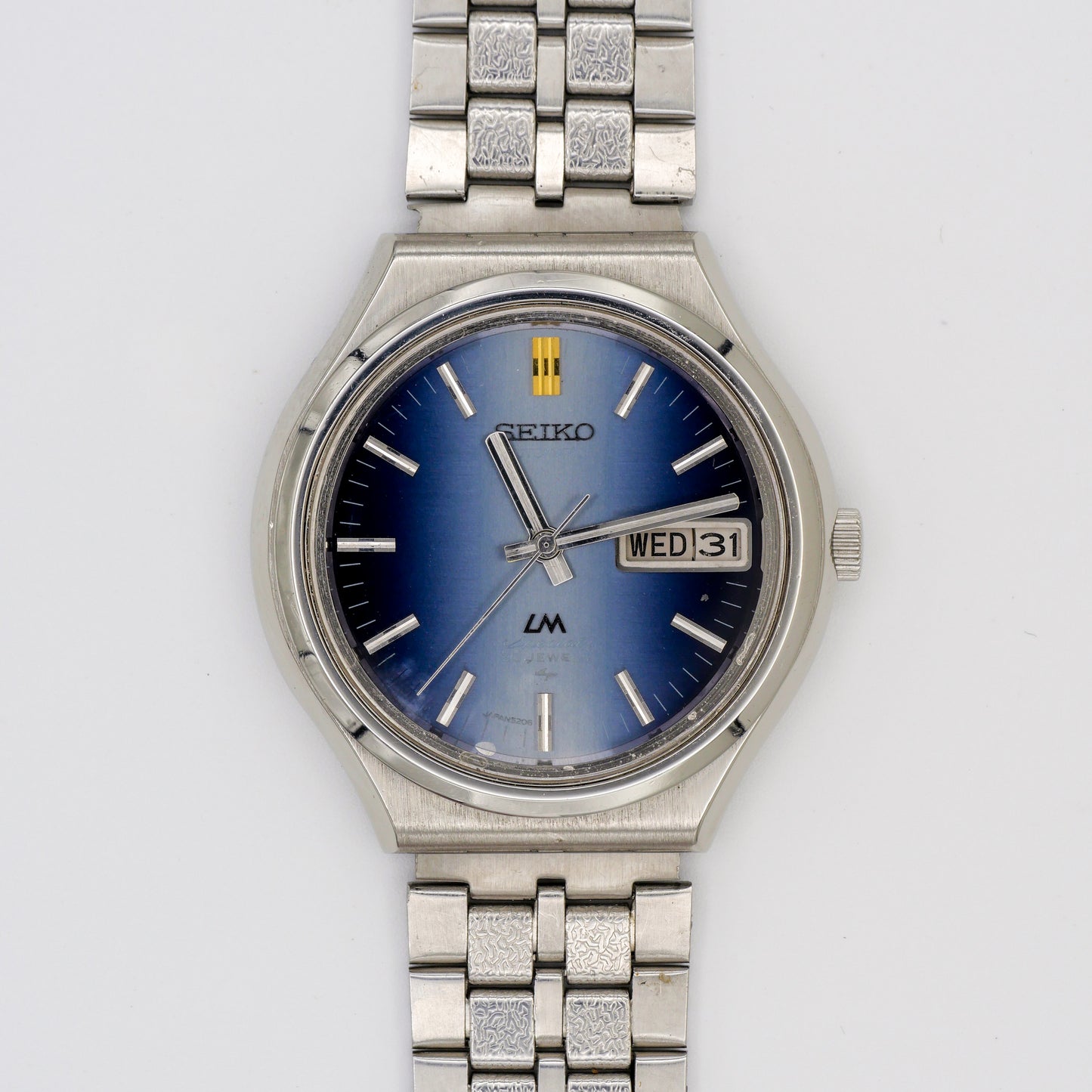 SEIKO LORD MATIC LM SPECIAL 23 JEWELS AUTOMATIC DAY-DATE BLUE DIAL REF. 5206-6090