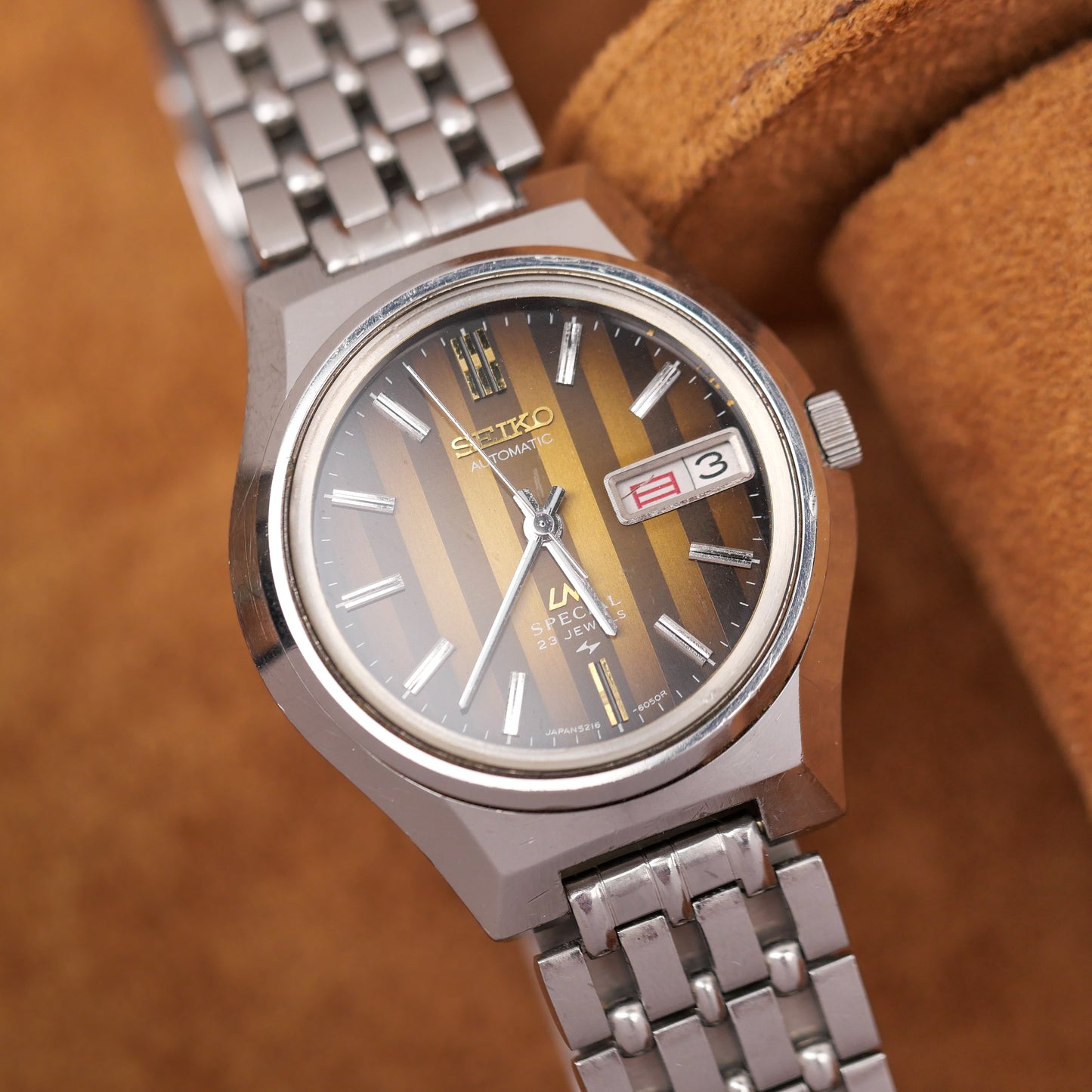 SEIKO LORD MATIC LM SPECIAL AUTOMATIC DAY-DATE REF. 5216-6040