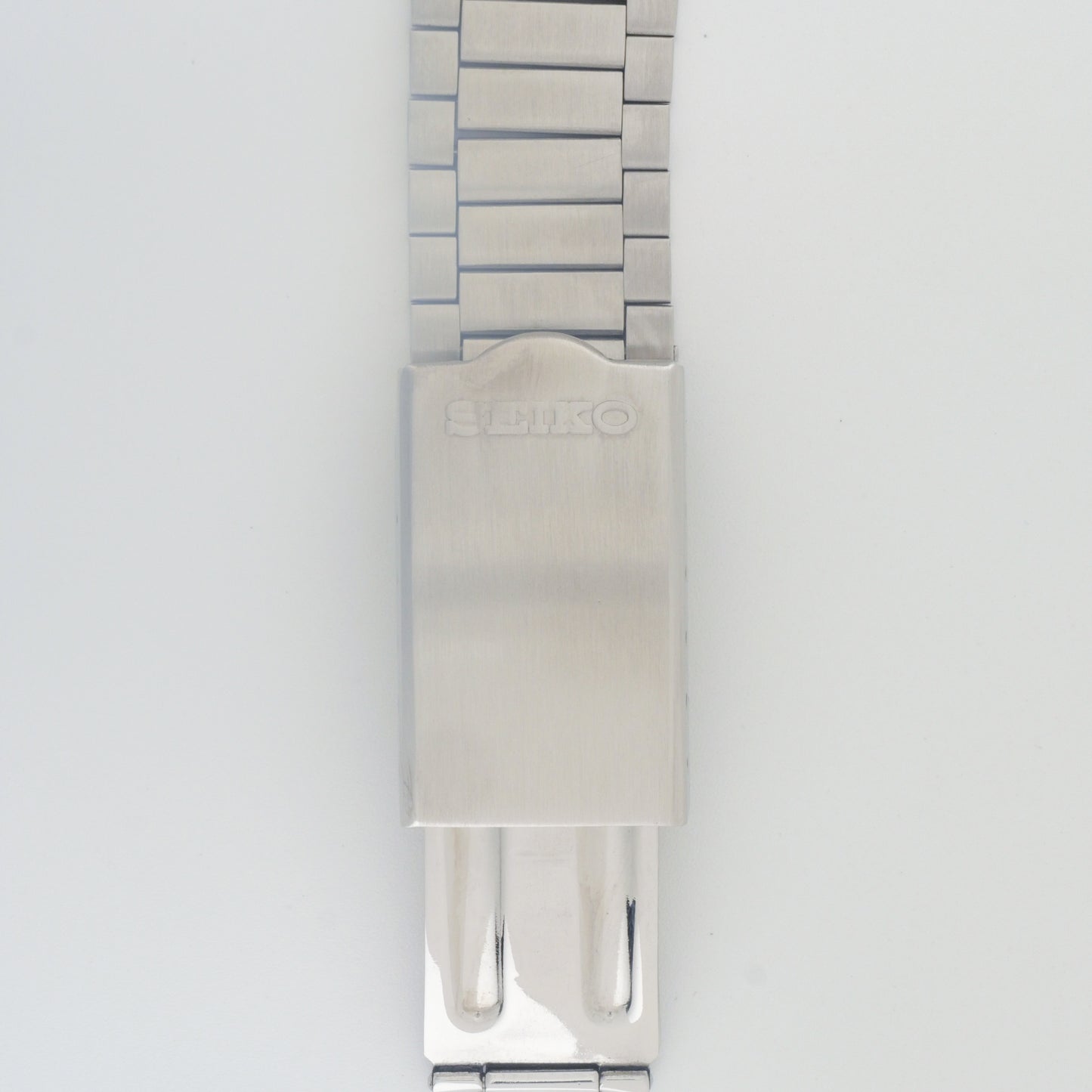 SEIKO QUARTZ TYPE II REF. 7546-8350