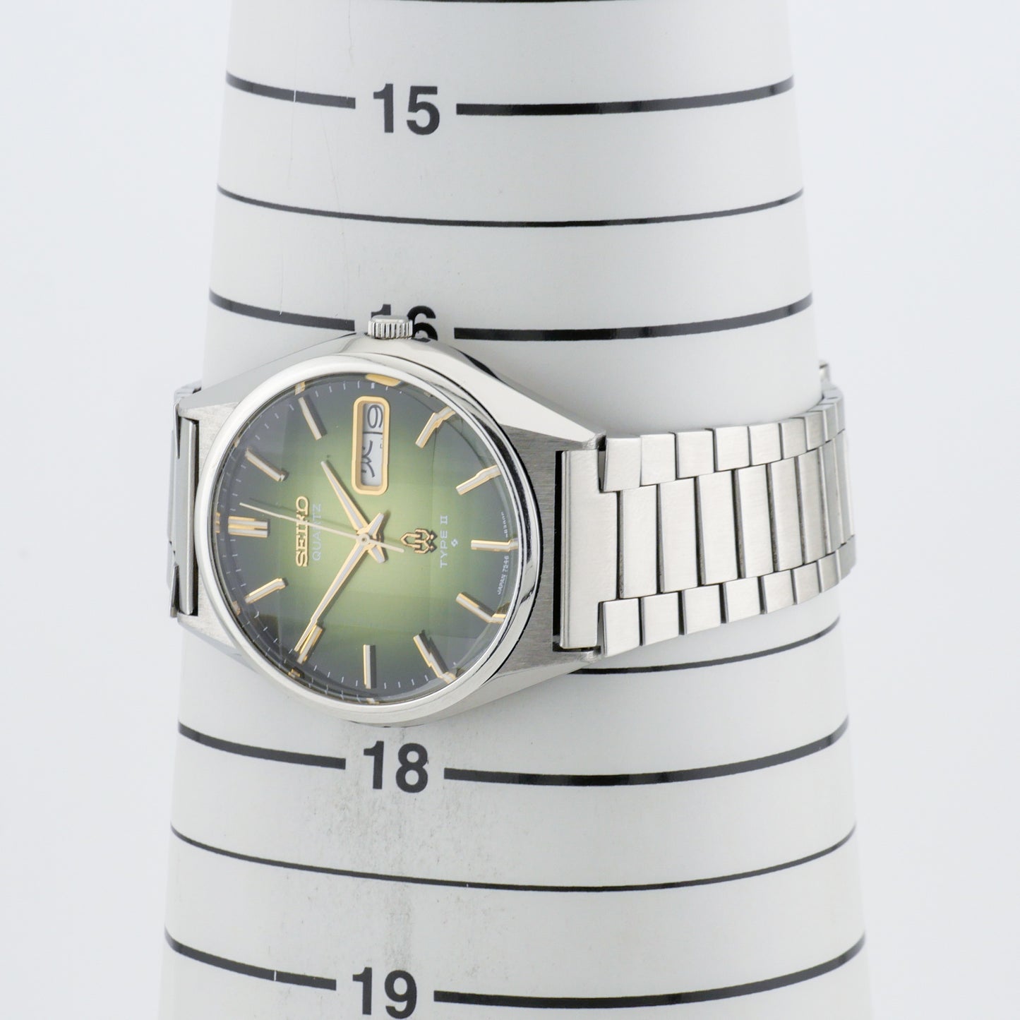 SEIKO QUARTZ TYPE II REF. 7546-8350