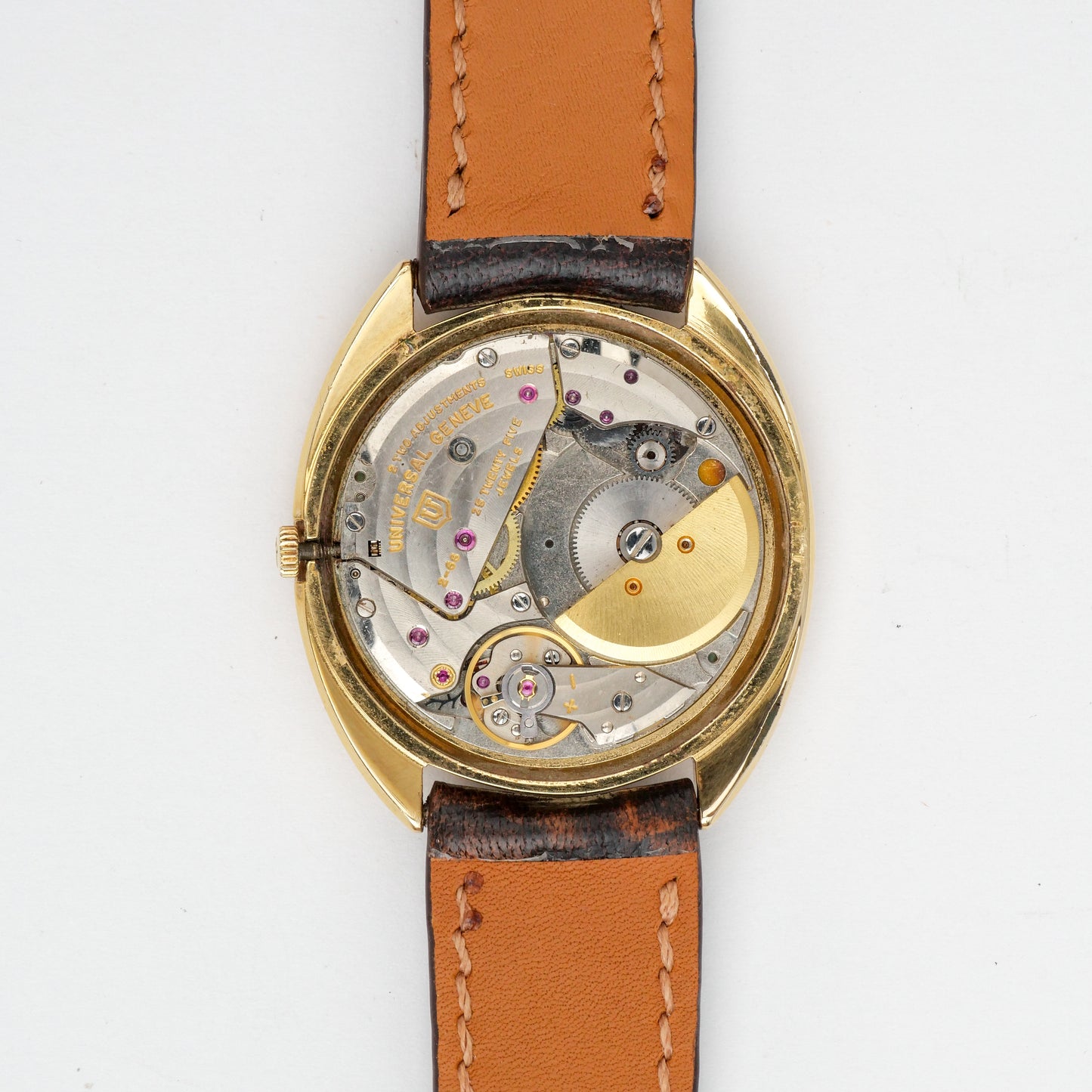 UNIVERSAL GENÈVE GILT SHADOW AUTOMATIC REF. 566101