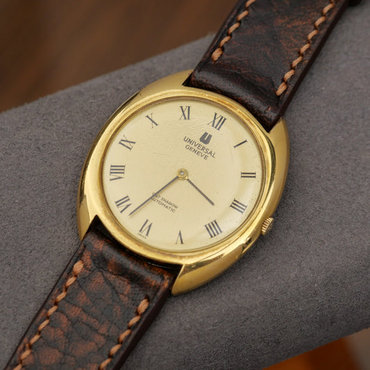 UNIVERSAL GENÈVE GILT SHADOW AUTOMATIC REF. 566101