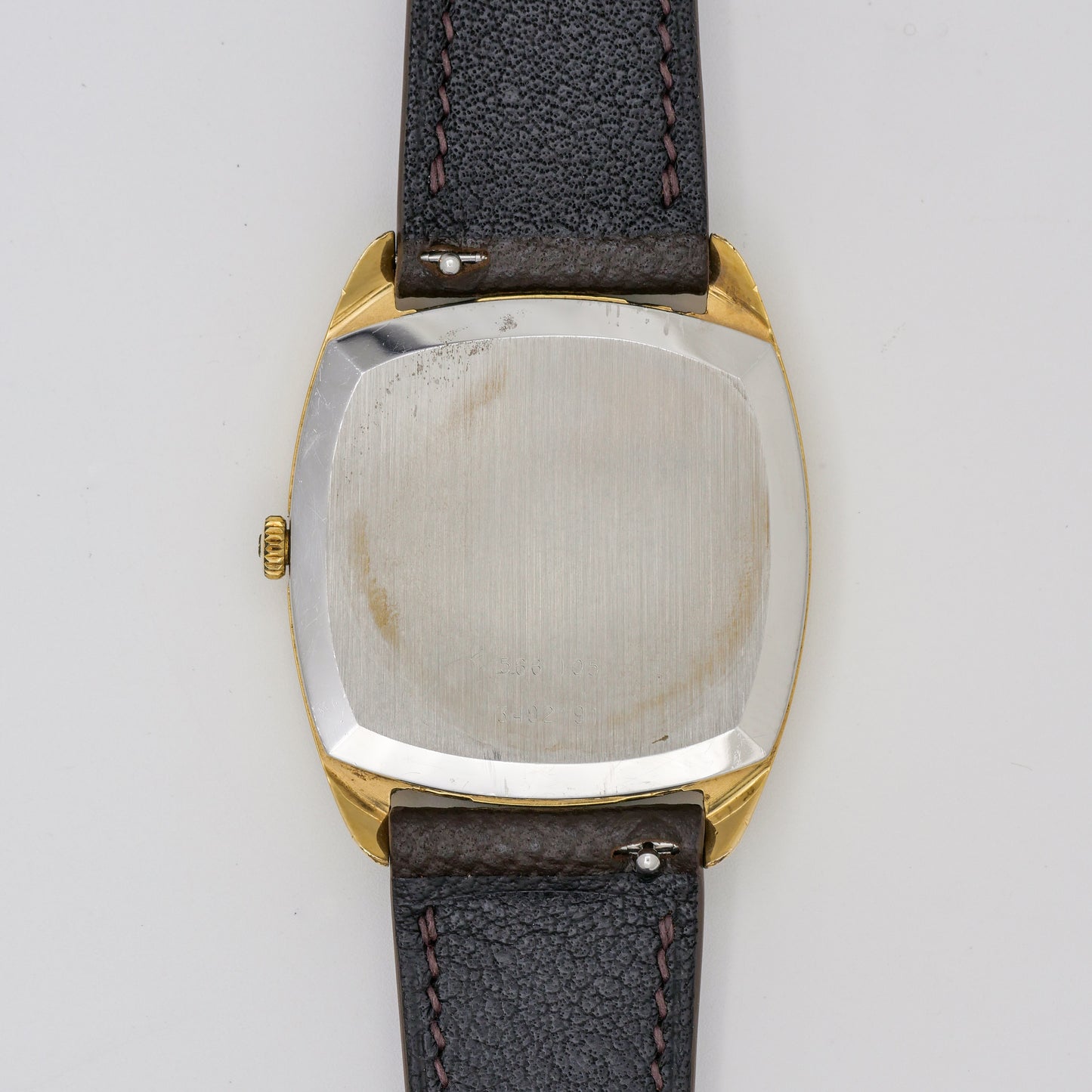 UNIVERSAL GENÈVE GILT SHADOW AUTOMATIC ULTRA-SLIM REF. 566105