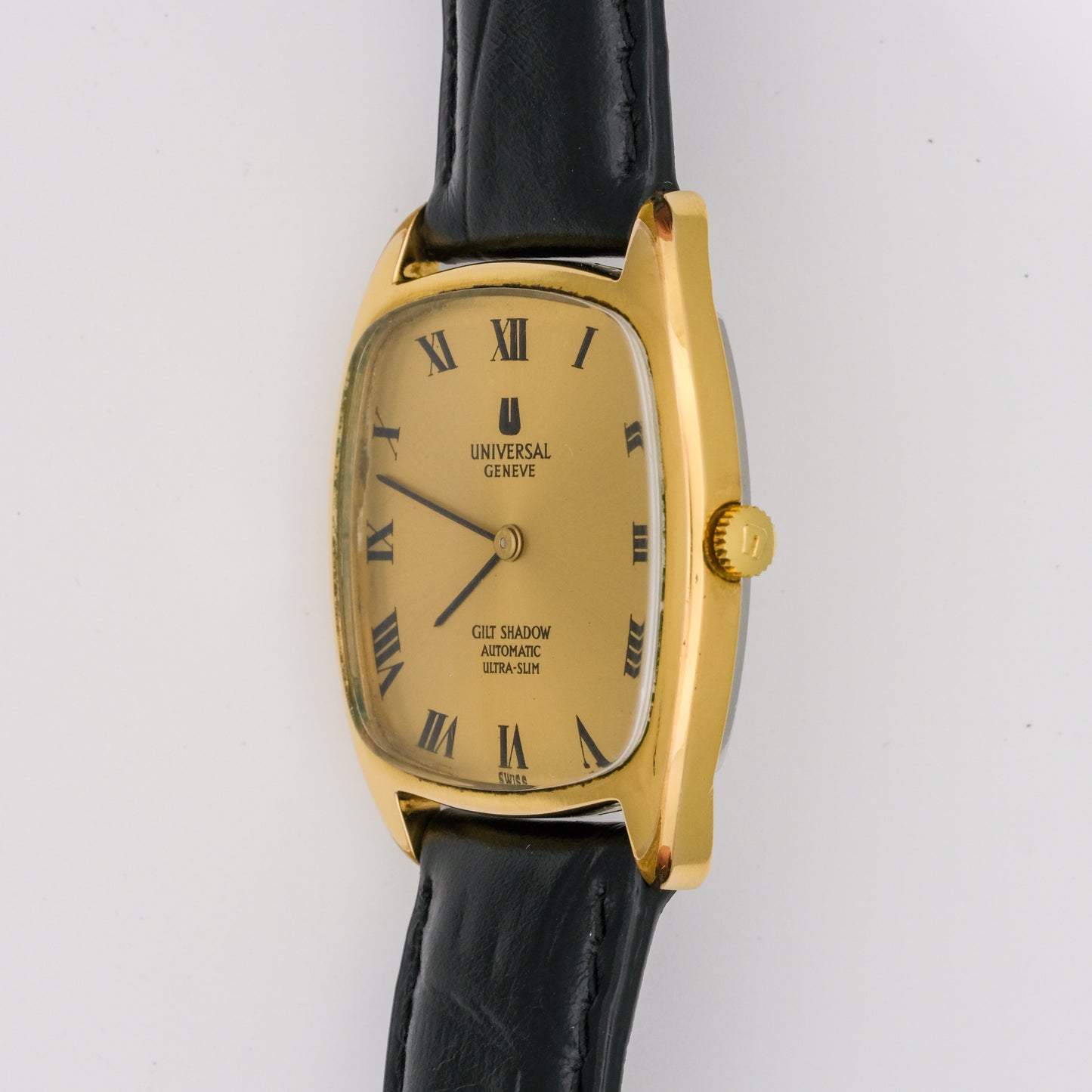 UNIVERSAL GENÈVE GILT SHADOW AUTOMATIC ULTRA-SLIM REF. 566105