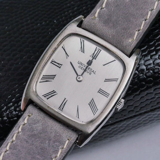 UNIVERSAL GENÈVE LINEN GREY DIAL REF. 842114