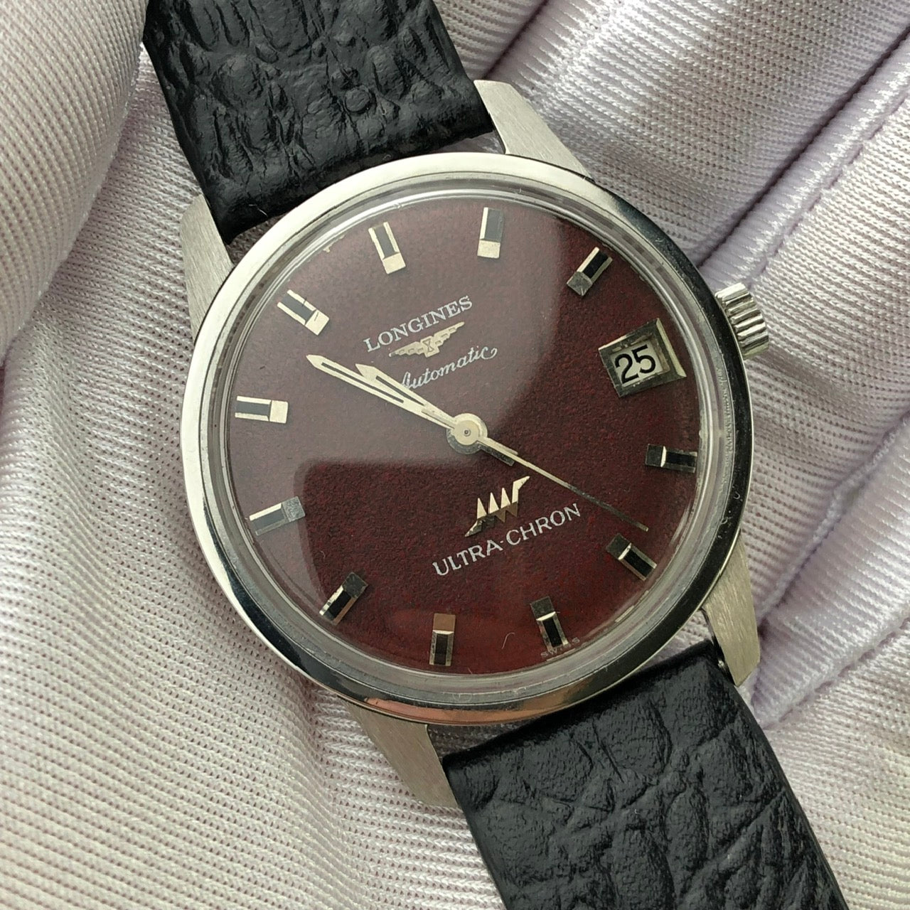 LONGINES ULTRA-CHRON AUTOMATIC RED BORDEAUX DIAL REF. 7827-3