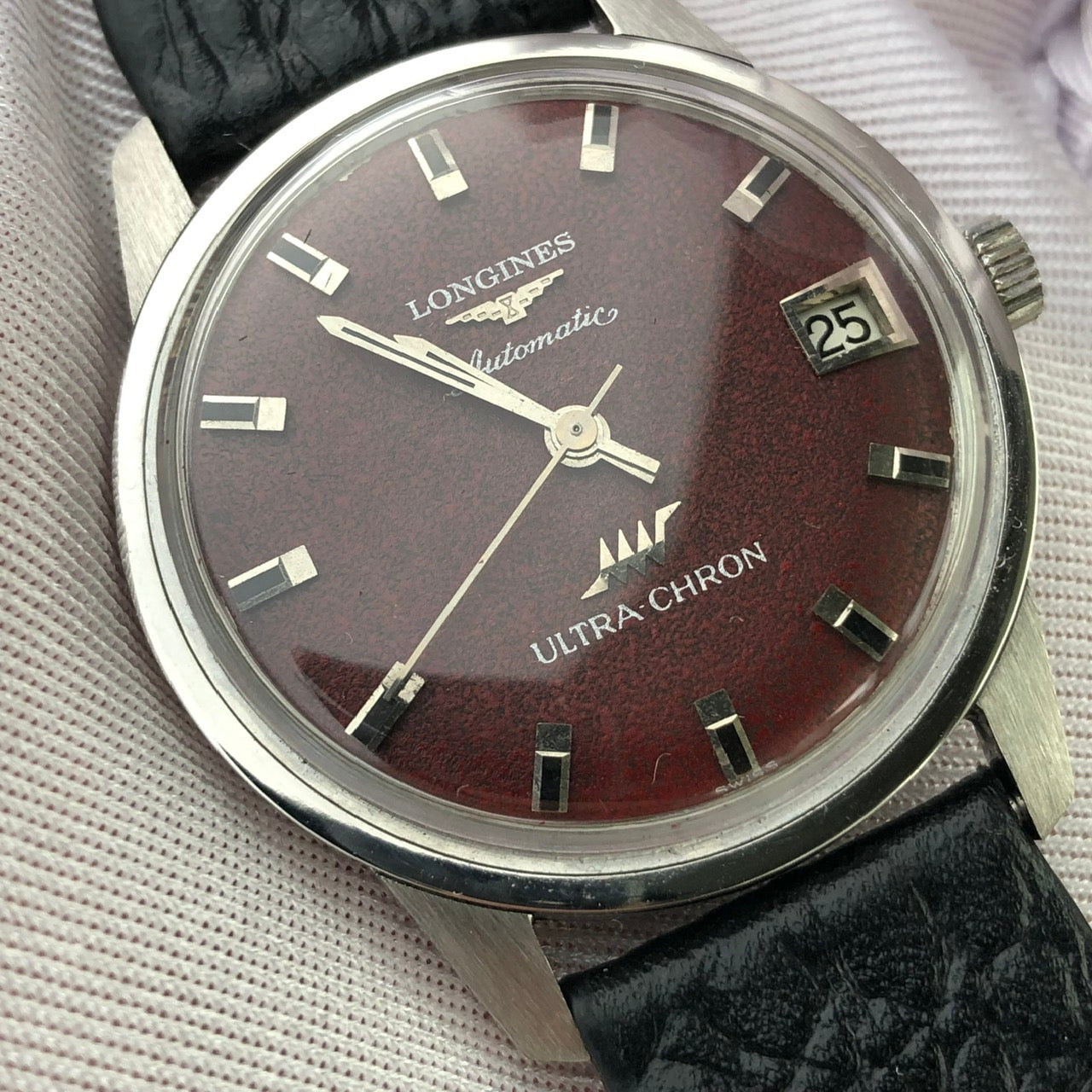 LONGINES ULTRA-CHRON AUTOMATIC RED BORDEAUX DIAL REF. 7827-3