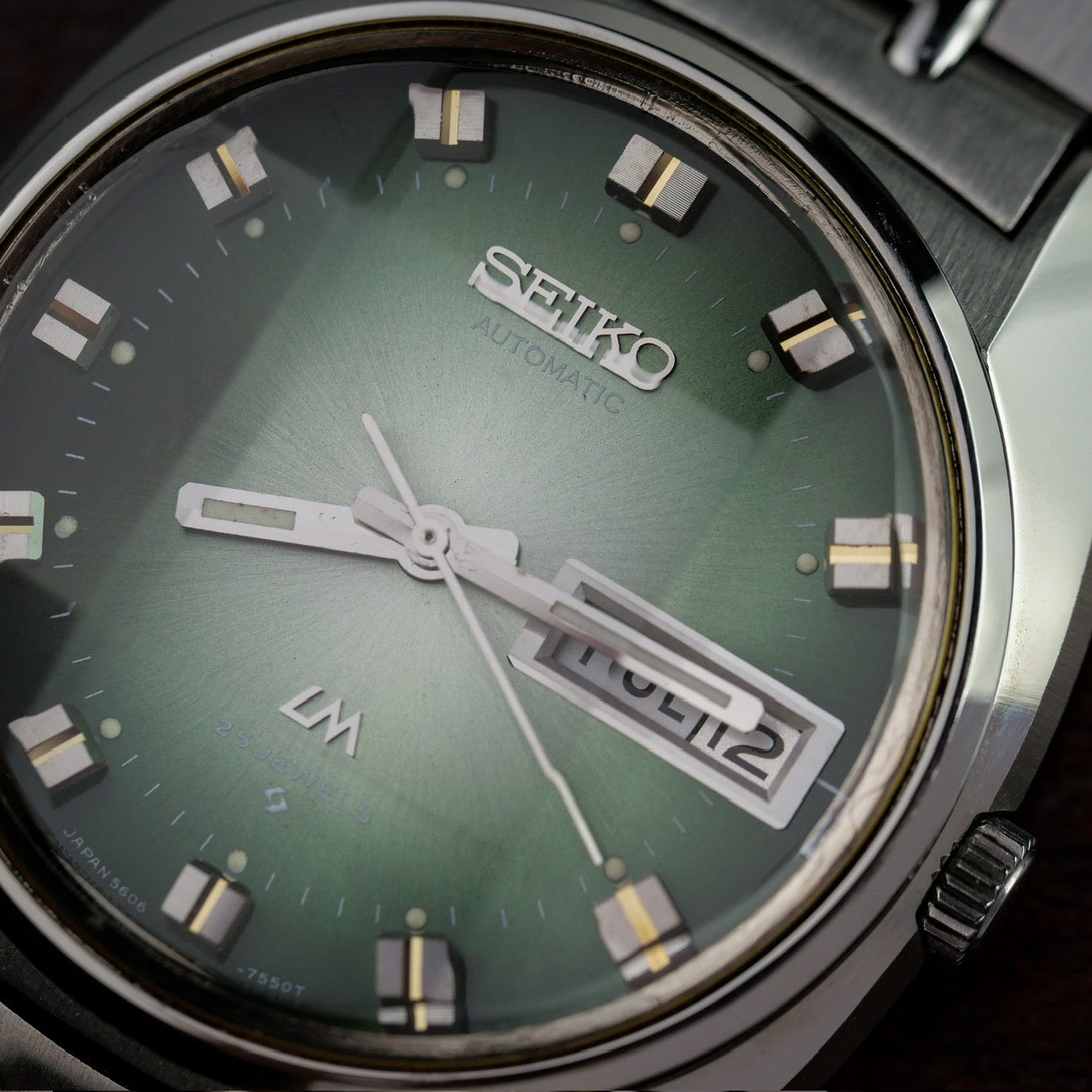 SEIKO LORD MATIC LM DAY-DATE FACETED CRYSTAL GREEN DIAL AUTOMATIC REF. 5606-7230