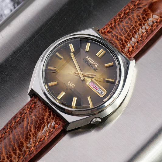 SEIKO SS SACTUS AUTOMATIC DAY-DATE GRADIENT BROWN DIAL REF. 6106-8690