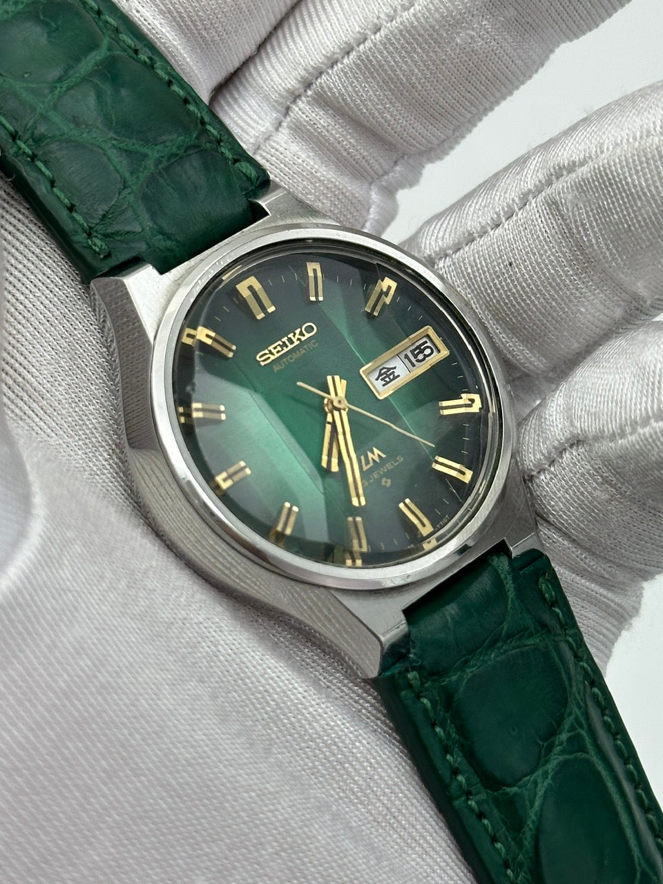 SEIKO LORD MATIC LM DAY-DATE FACETED CRYSTAL GREEN DIAL AUTOMATIC REF. 5606-7350