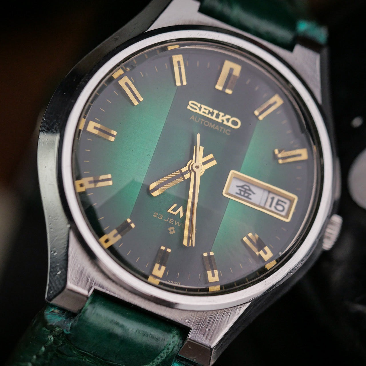 SEIKO LORD MATIC LM DAY-DATE FACETED CRYSTAL GREEN DIAL AUTOMATIC REF. 5606-7350