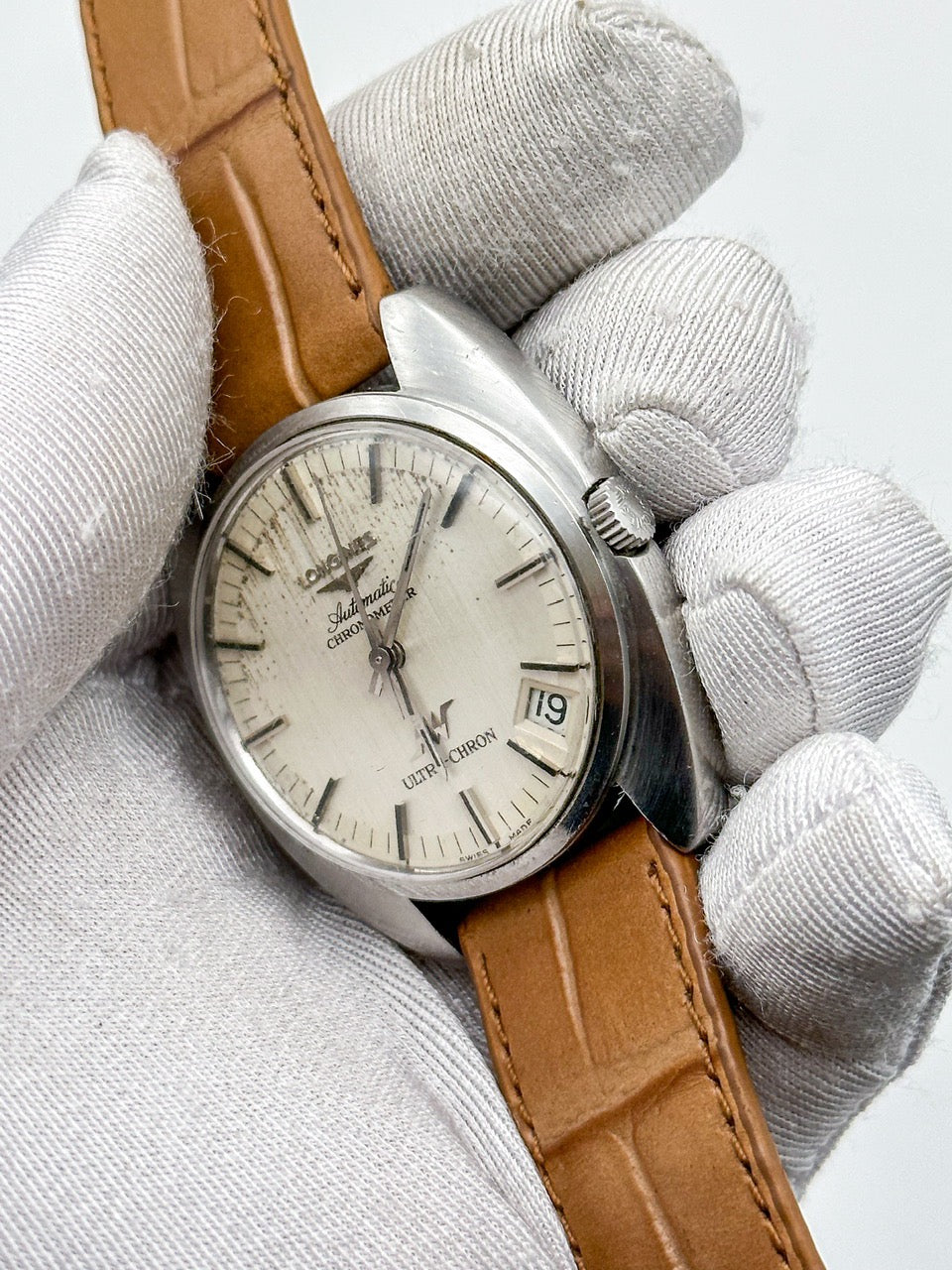 LONGINES ULTRA-CHRON AUTOMATIC CHRONOMETER REF. 8353-3